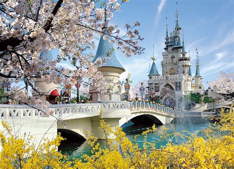 lotte world korea - Evelynn Seifert