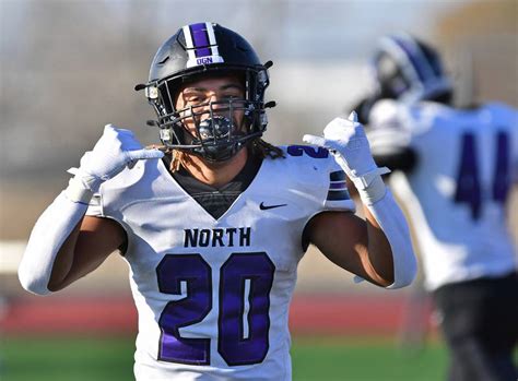 Ihsa Class 7a Playoffs Noah Battle Downers Grove North Aiming For One