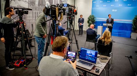 Kijk Terug Persconferentie Van Premier Rutte En Minister De Jonge