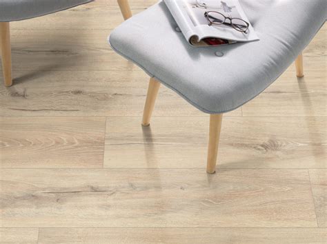 Egger Pro AquaPlus 8mm Classic Dark Abergele Oak EPL068 Laminate Flooring