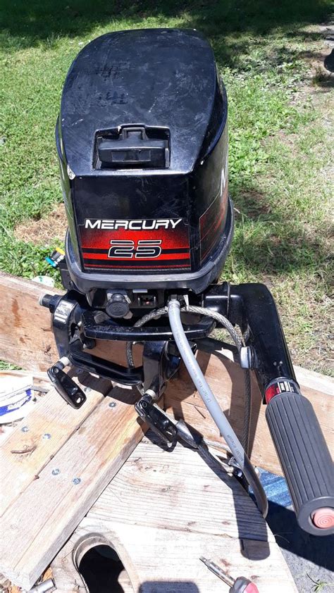 Mercury 25 Hp Long Shaft Outboard Motor With Gas Tank And Fuel Line For Sale In Winston Salem