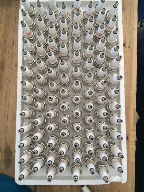 K6TC / K6RTC Copper Spark Plugs For BCPR6ES / BKR6EN / BCPR7EY