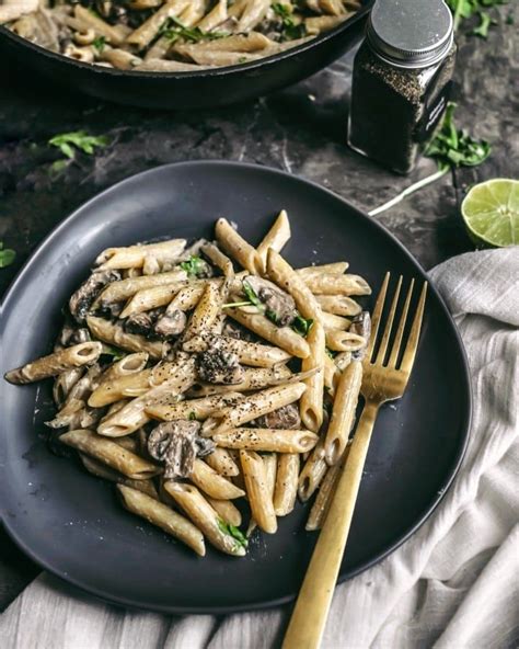 Creamy One Pot Mushroom Miso Pasta The Plant Based Wok Delicious