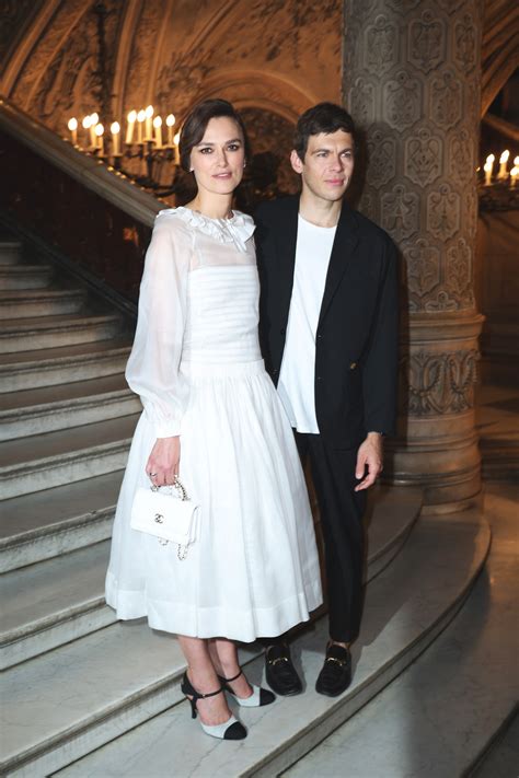 Keira Knightley Sorgte Bei Der Chanel Haute Couture Show Mit Diesem