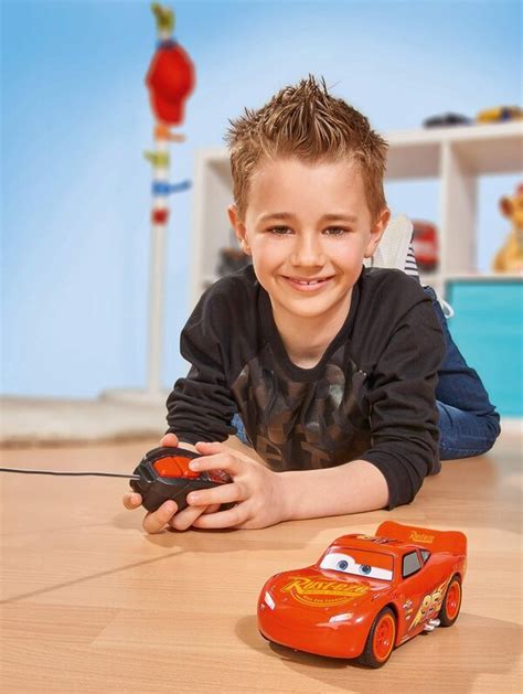 Dickie Toys RC Auto Lightning McQueen Von OTTO Ansehen