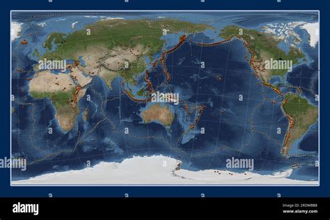 Placa Tectónica De Woodlark En El Mapa Satelital De Blue Marble En La Proyección Cilíndrica