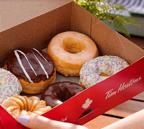 Free Donuts On National Donut Day 2023 At Dunkin Krispy Kreme More