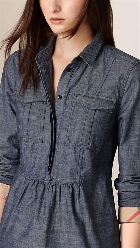 Pin By Eva Almeida On Vestidos Women Blouses Fashion Chambray