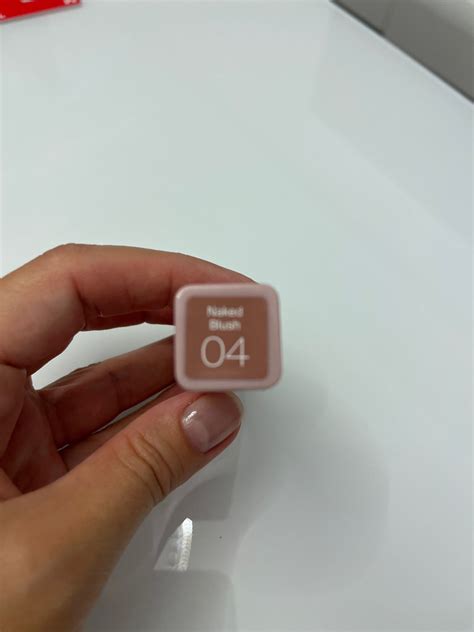 Divage Помада бальзам для губ увлажняющая Nude Balm Lipstick тон 04 Naked blush купить с