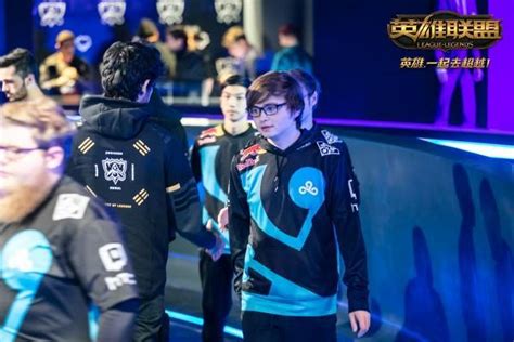 英雄聯盟s8入圍賽第三日：c9、grx志在全勝出線 每日頭條