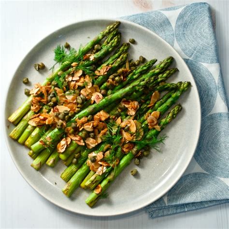 Pan Grilled Asparagus With Almonds And Capers How To Cook Asparagus