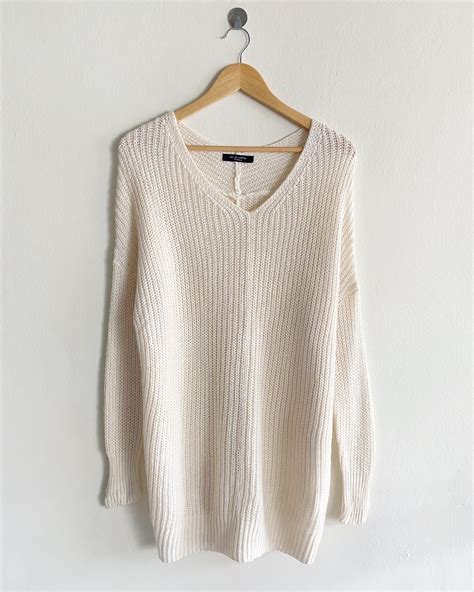 Premium Knitwear Nude Women S Fashion Tops Blouses On Carousell