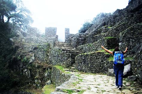 Intipunku O Puerta Del Sol En Machu Picchu