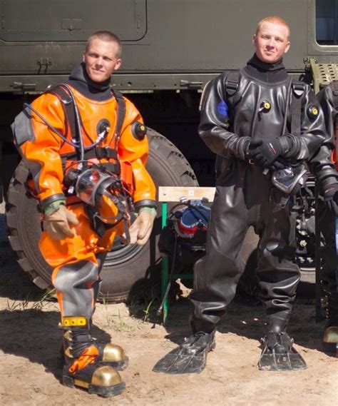 Commercial Divers And Their Gear Diving Suit Drysuit Diving Gear