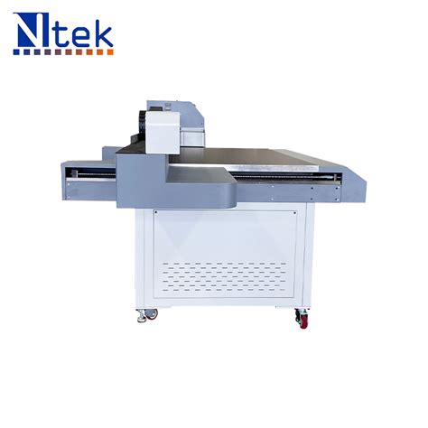 China UV Led Flatbed Printer With Gh2220 Printhead CMYK Lc Lm White And