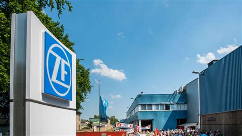 Zf Friedrichshafen Schlie T Werke In Deutschland Und Er Ffnet Neue Im