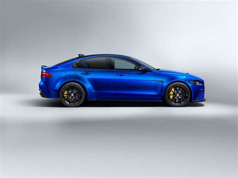 Jaguar Xe Sv Project 8 Touring Discreet V8 Saloon Muscle