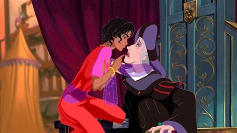 Esmerelda And Frollo Disney Fan Art Disney Gender Swap Disney