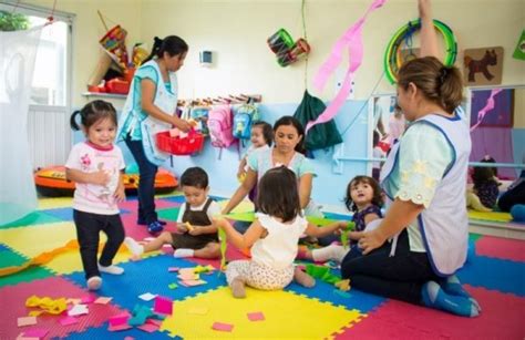 Estudia para ser maestro de preescolar en Puebla los sábados