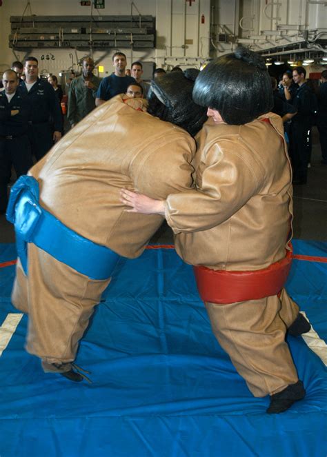 Sumo Wrestling Suits w/Matts - Mike's Moonwalk Rentals