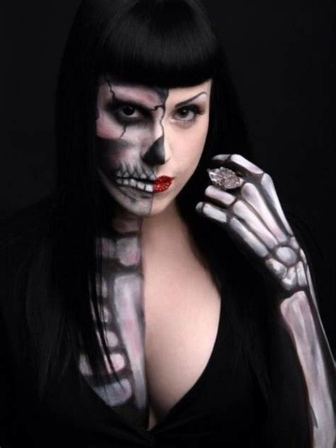 Pin By Izzy Bby On Art And Beauty Halloween Makeup Diy Halloween Makeup Easy Halloween Makeup