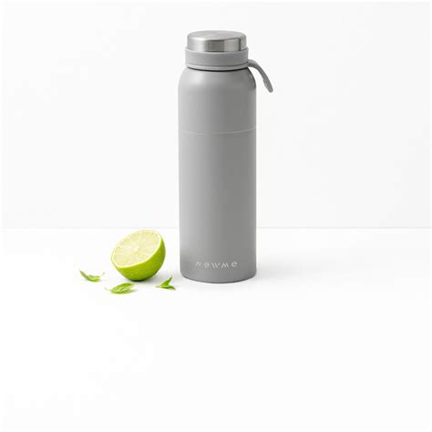 Newme • Brand Emerge yourself in a renewal and eco-sustainable future.