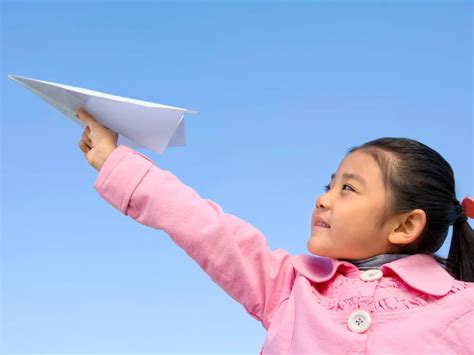 How To Fold A World Record Setting Paper Airplane Smithsonian