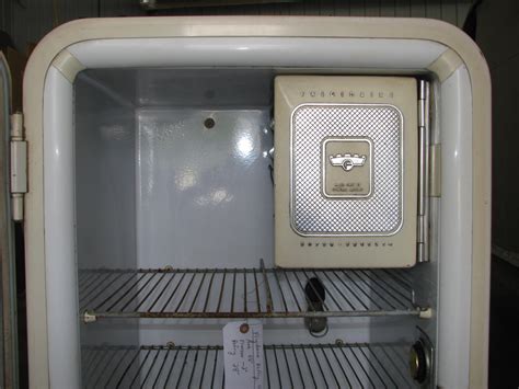 Gm Frigidaire Refrigerator 110 V From 1950 Spartan Vintage Campers