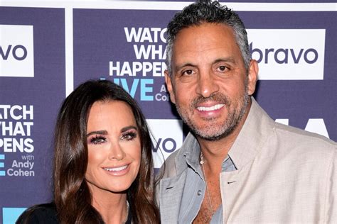 Kyle Richards And Mauricio Umanskys Marriage Timeline The Daily Dish