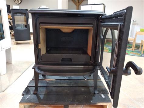 Jotul F Eco Ll Ern Lak Krby Morava S R O Prodejna Ostrava