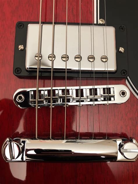 Electric Guitar Bridge Types Explained Spinditty Off