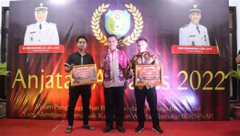 Pemcam Anjatan Sukses Gelar Anjatan Awards 2022 Website Kabupaten