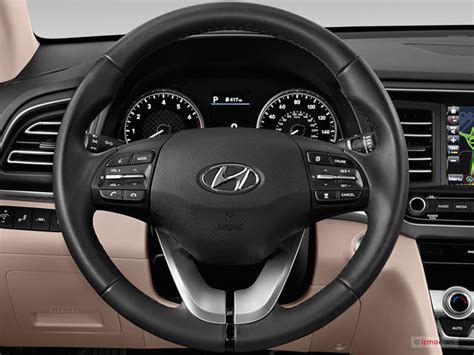 Hyundai Elantra Interior Photos U S News