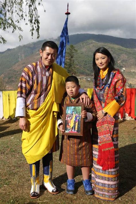 Royal Family Around the World: King and Queen of Bhutan share first ...