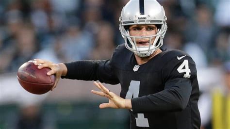 Derek Carr Admits Hes Sick Of Questions About His Future With Raiders