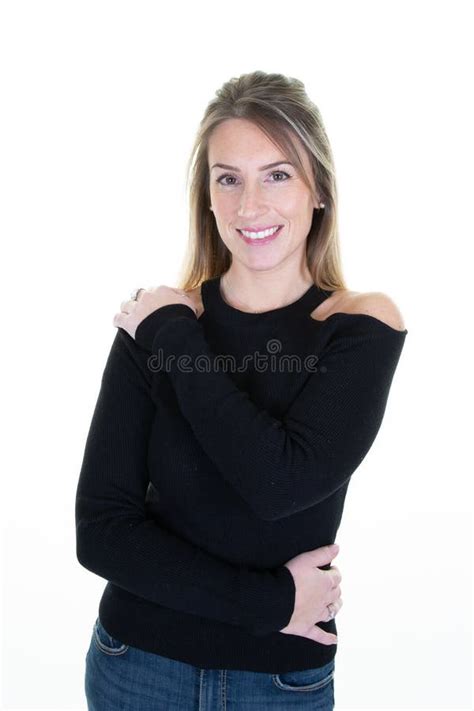 Belle Jeune Pose Blonde Tonnante Heureuse Gay De Femme Isol E Sur Le Mur Du Fond Blanc V Tu D