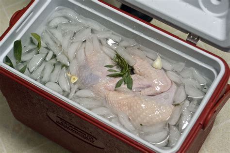 Brining a Turkey - CooksInfo