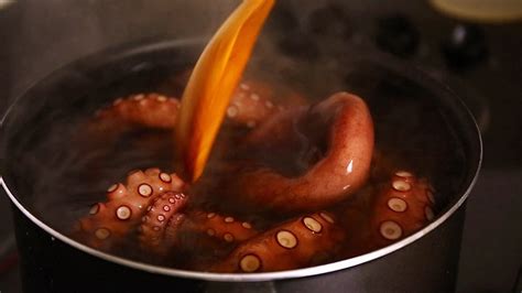 Cómo cocer pulpo para elaborar platos perfectos Cocinateelmundo