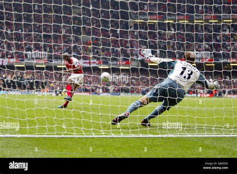 Soccer Fa Cup Final Arsenal V Manchester United Millennium