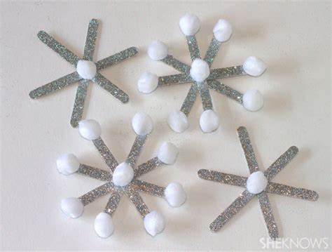 Craft stick snowflakes – SheKnows