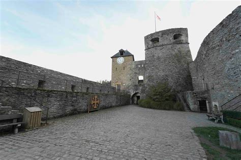 Presentation | Castle of Bouillon