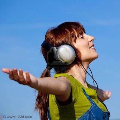 happy   listen    hear