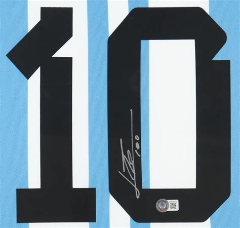 Lionel Messi Signed Custom Framed Jersey Display (Beckett) | Pristine ...