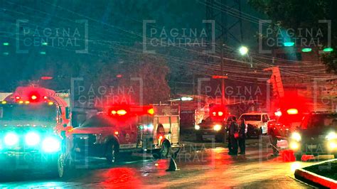 Corto Circuito Causa Incendio En Una Bodega De Tarimas