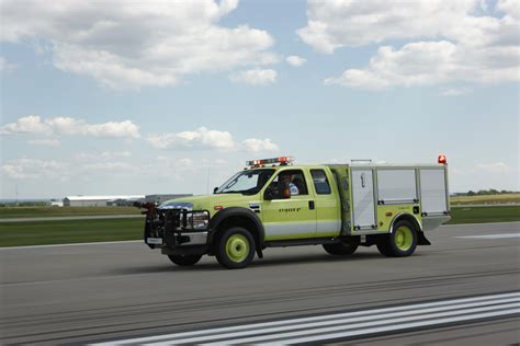 Stinger Q4 Airport Fire Trucks Arff Oshkosh Airport Products