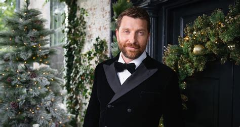 Brett Eldredge S Holiday Wishlist Unveiled Here S What Mr Christmas