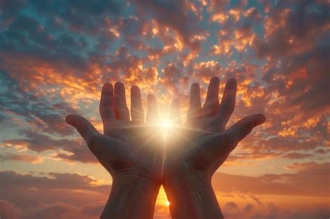 Las Manos Levantadas En Adoraci N Al Cielo Al Atardecer Concepto De Fe