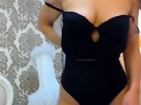 Alluring Beauty With A Great Pair Big Tits Masturbates For Me On Cam