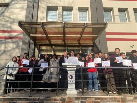 Dönem Sonu Karne Heyecanı Hüseyin Avni Sözen Anadolu Lisesi