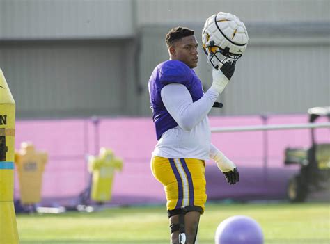 LSU DT Maason Smith 'fully cleared' from ACL injury | LSU | nola.com